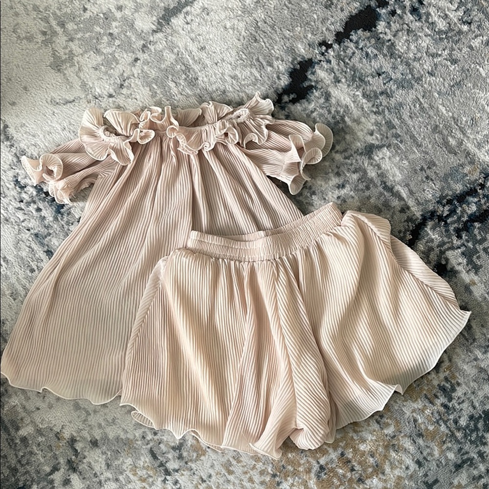 Elegant Cream 2 piece set